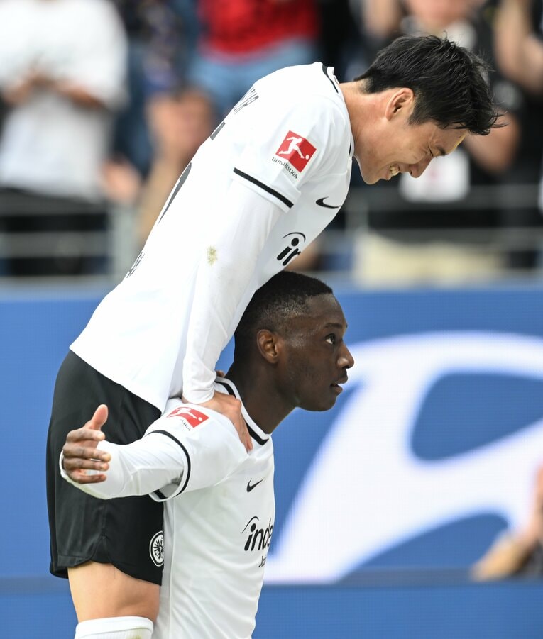 鎌田とコロ・ムアニ　©Getty Images