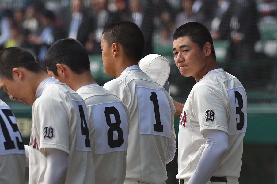 清宮幸太郎を苦しめたインハイ攻め。東海大福岡が突いた天才の弱点。<Number Web> photograph by Hideki Sugiyama