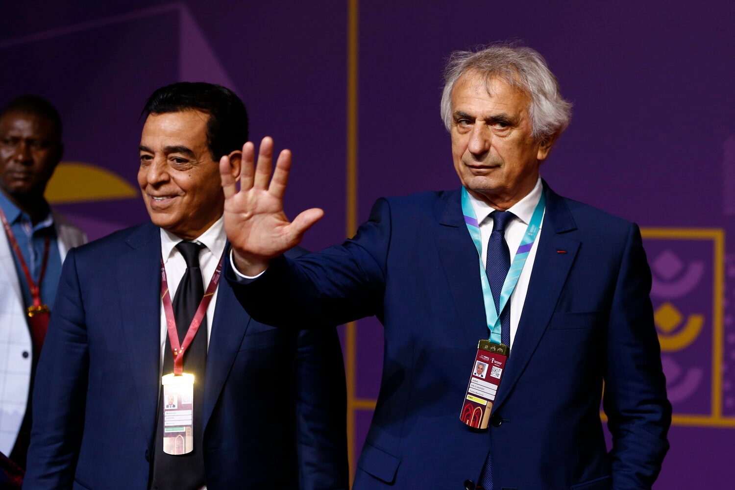 4月のカタールW杯抽選会では笑みを浮かべる余裕もあった　©Getty Images