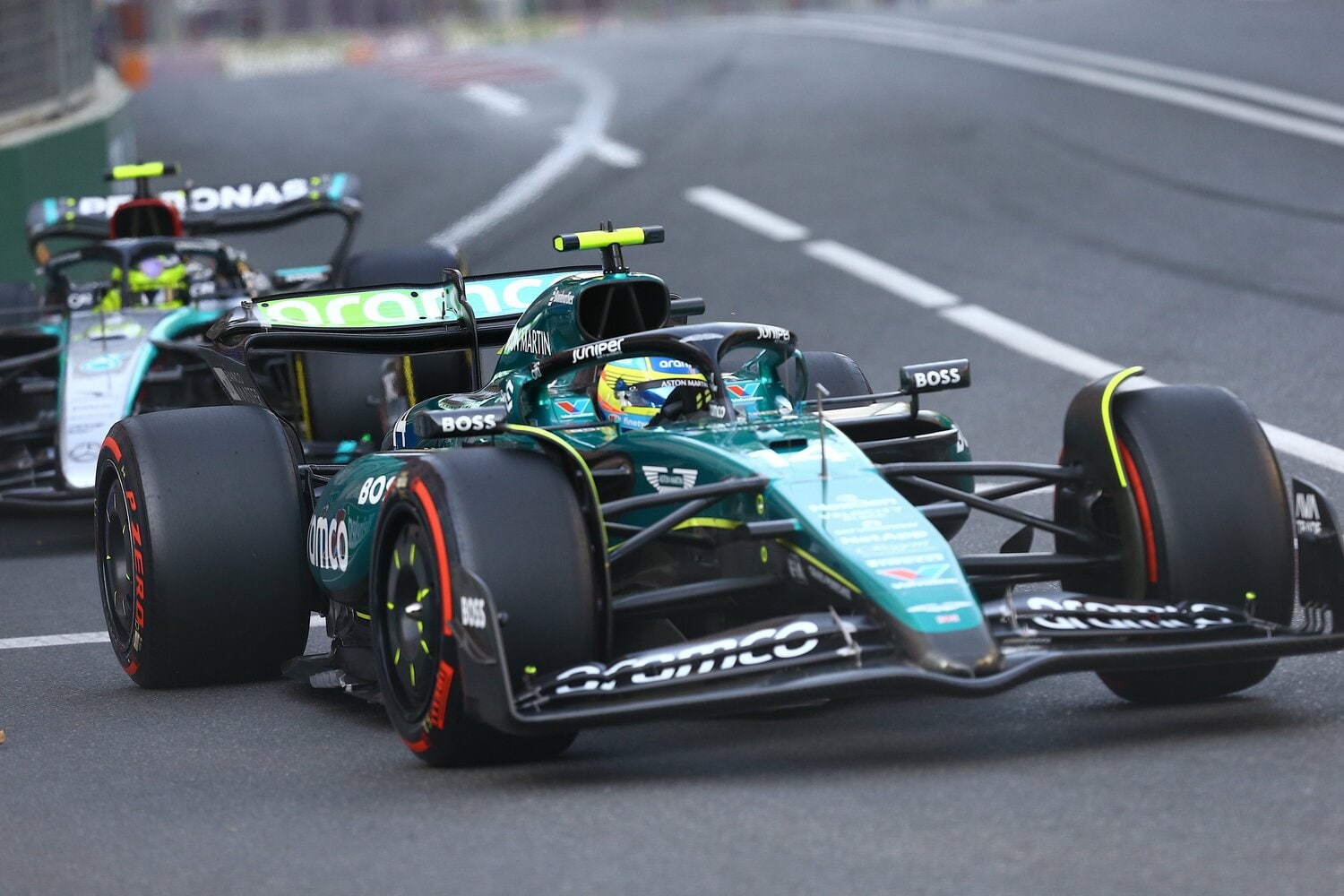 今季のアストンマーティンとアロンソ。26年まで契約延長したアロンソにとって、ニューウェイと26年から復帰するホンダの存在が強い追い風となる　©Getty Images