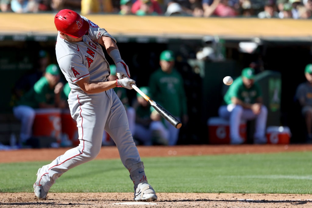 トラウトのスイング　©Getty Images