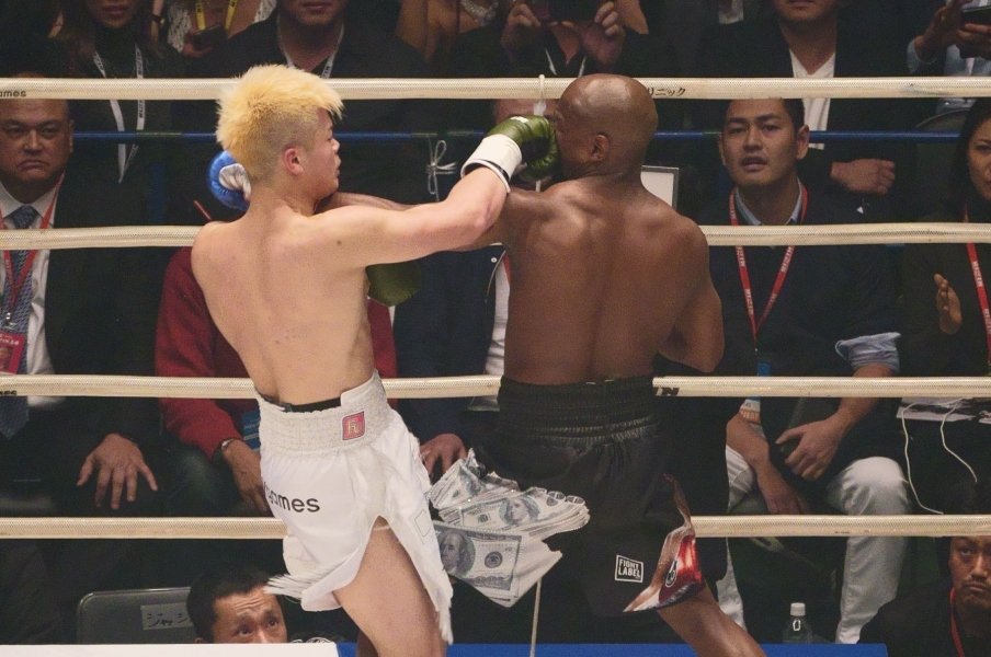 メイウェザー戦での那須川天心　©Shutterstock/AFLO