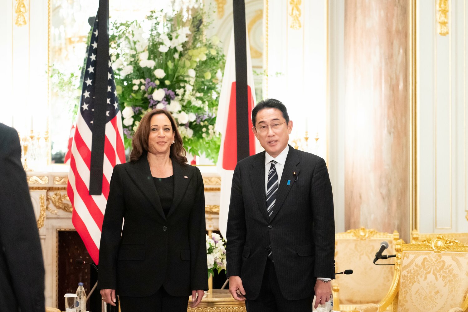 不発とされた岸田総理による弔問外交のトップバッターはアメリカのハリス副大統領だった　©JMPA