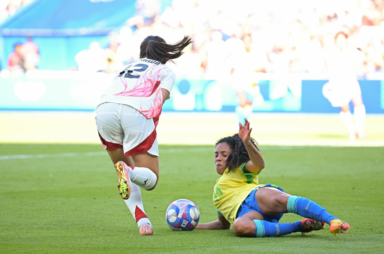 切り返しでPKを誘発した　©Takuya Kaneko/JMPA