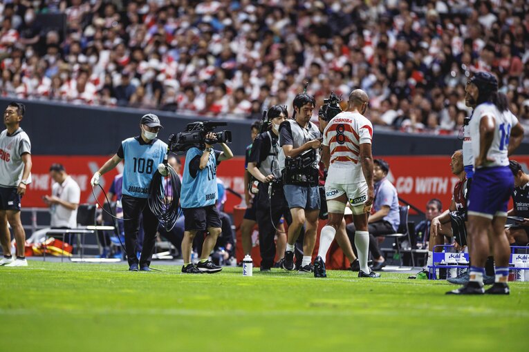 まさかの「リーチ退場」にスタジアムも沈黙に　©︎Kiichi Matsumoto