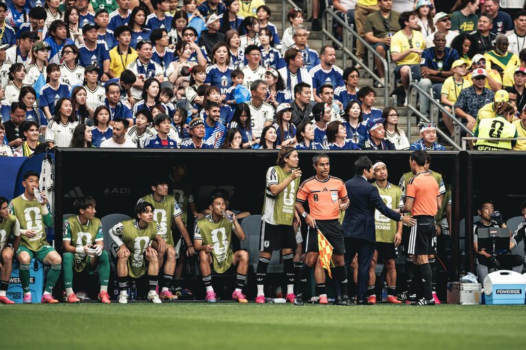 テレビに映らなかったブラジル戦真相…写真は右に続きます　©Kiichi Matsumoto/JMPA