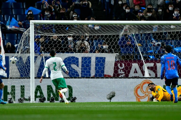 伊東の2点目　©Takuya Sugiyama/JMPA