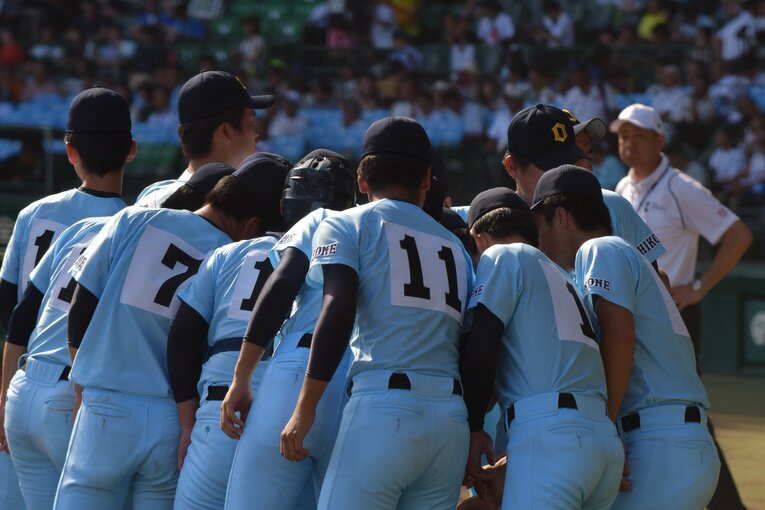 【コマ送りで見る】第100回大会、語り継がれる甲子園の名場面「９回無死満塁から２ランスクイズの決定的瞬間を振り返る　©Hideki Sugiyama