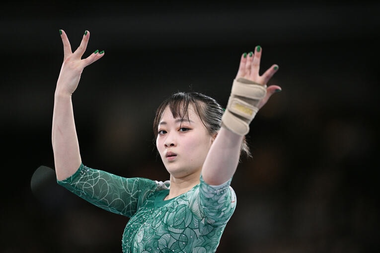 2022年、全日本体操種目別選手権での演技　©AFLO