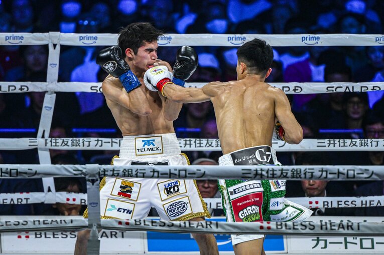 中谷潤人vs.ダビド・クエジャル。2月24日、有明アリーナ　©Takuya Sugiyama