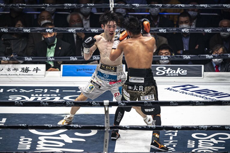 7回、フィニッシュとなった寺地のワンツー　©Takuya Sugiyama