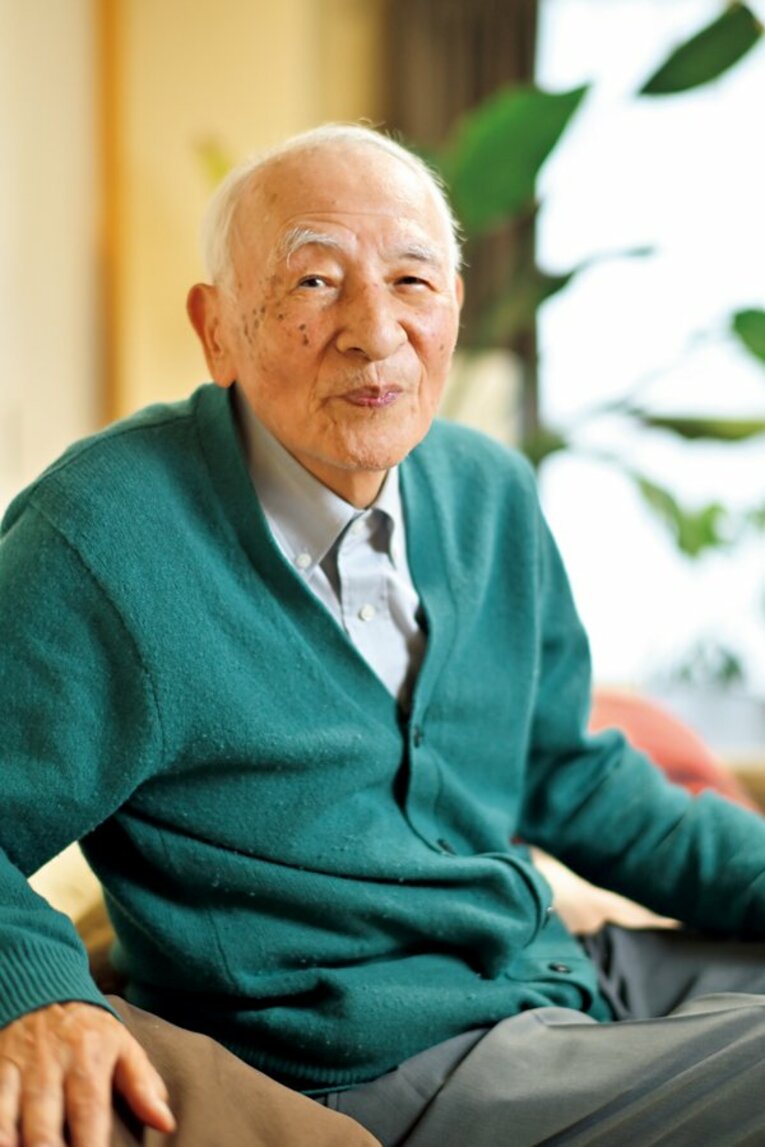 志生野温夫（しおの・はるお）／1932年11月4日生、大分県出身。國學院大卒業後、'56年に日本テレビに入社。ON時代の野球やボウリング、ゴルフの'57年カナダカップなどの実況を務める。'72年に退社してフリーに。フジテレビの全女中継の実況を務め、全女の2代目コミッショナーにも就任した　©Takashi Shimizu