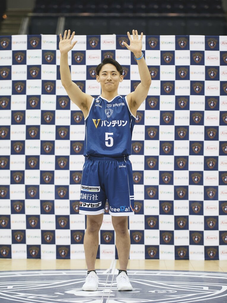 photograph by Yuki Suenaga