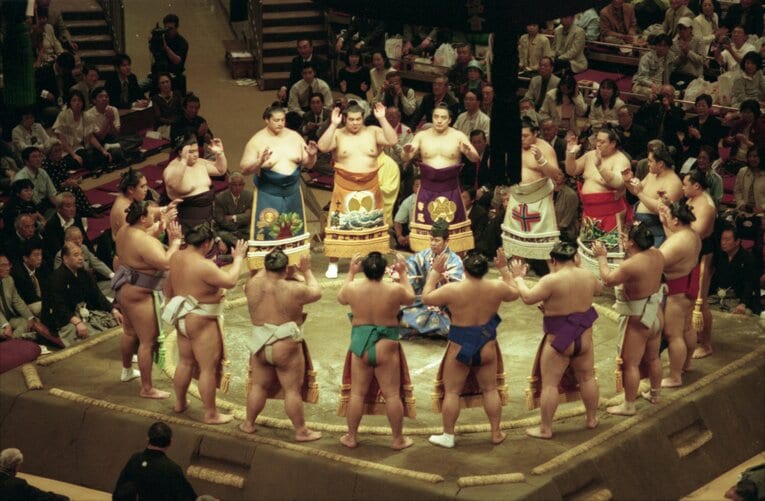 2000年夏場所幕内土俵入り（※本物）　©︎Shiro Miyake