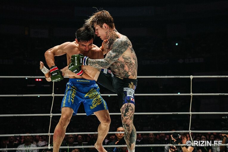 『超RIZIN.5』平本蓮vs.カルシャガ・ダウトベック　©RIZIN FF