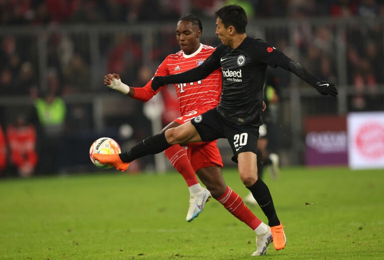 バイエルン戦での長谷部　©Getty Images