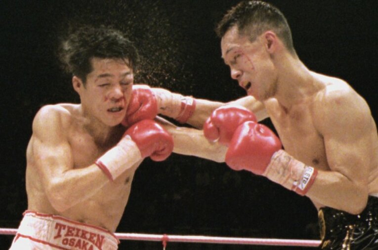 1994年12月4日、伝説の「薬師寺保栄対辰吉丈一郎」。中部で視聴率約52％、関東でも約40%を記録した歴史的な一戦だった ／ photograph by KYODO