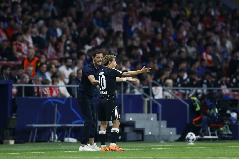 「ドウアンを撮りに来たんだろ？」CL大量失点に少しイラ立った後のブラジル撃破「僕がWBにいたままで」万能の日本代表MF堂安律は欧州でも評判(5)