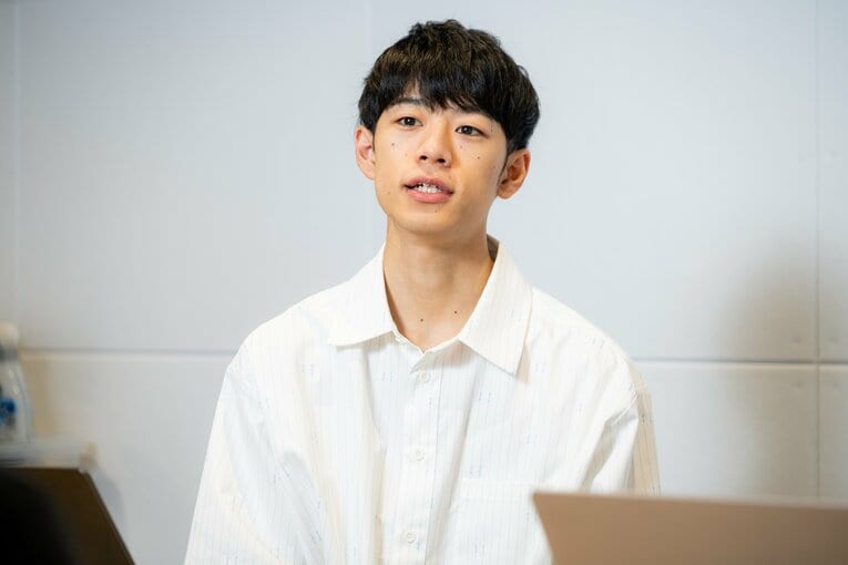 Numberカメラマンが撮り下ろした東問・東言兄弟の特別フォト集！【スワイプするとそのほかの写真もご覧になれます】　©Nanae Suzuki