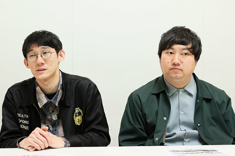 結成12年で初の決勝進出を果たしたロングコートダディ。堂前透（32歳、左）と兎（33歳）。吉本興業所属 ／ photograph by Shigeki Yamamoto