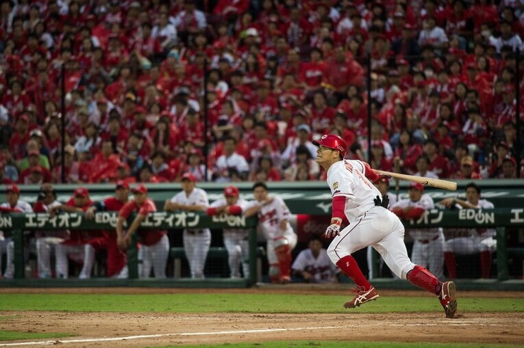 広島時代の西川龍馬の勇姿　©︎Nanae Suzuki