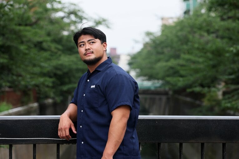 アマチュア相撲の頂点からアメフト転向まで…インタビューに答える花田　©Shigeki Yamamoto