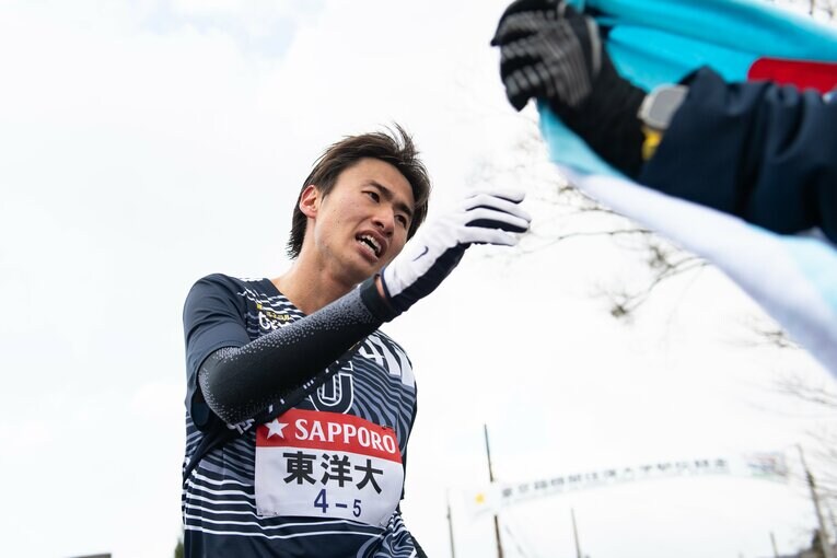 身長189cmと長身の前田。5区では順位を3つ押し上げた　©Nanae Suzuki