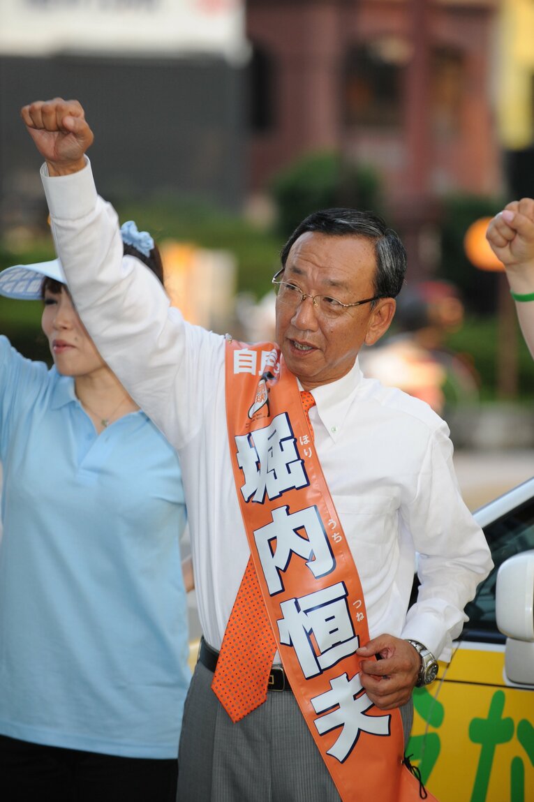 2010年参院選の堀内恒夫　©Takashi Shimizu