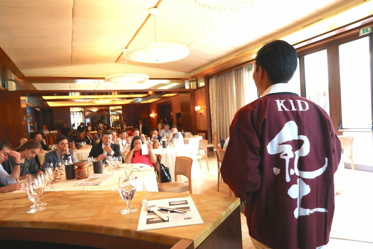 平和酒造の山本専務によるSAKEセミナーは、多くの人が集まり大盛況。