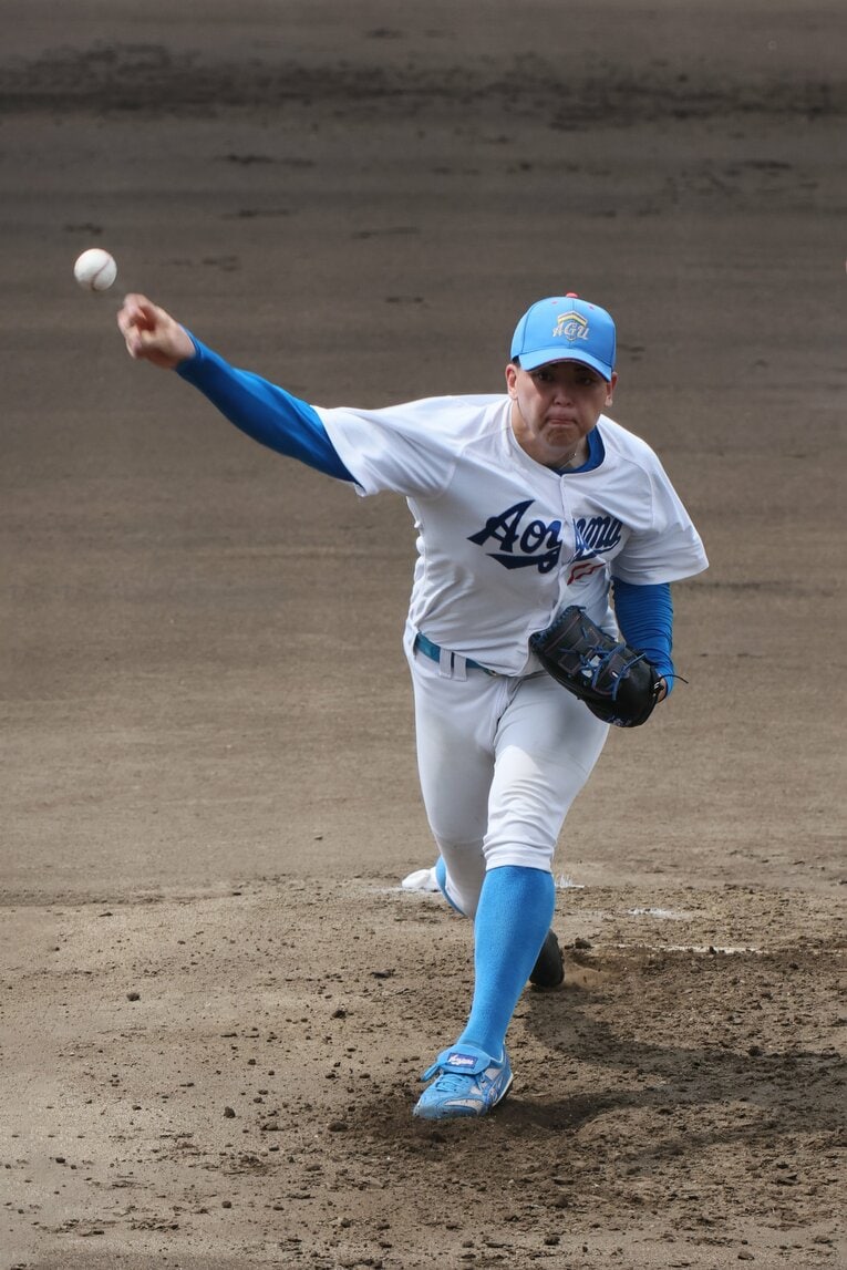 大学ジャパン合宿で見せた中西の投球フォーム　©Shigeki Yamamoto