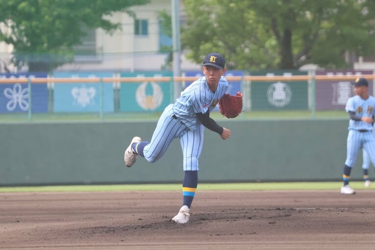 チームのエースである松下光輝。MAX143キロの実力派右腕　©Fumi Sawai