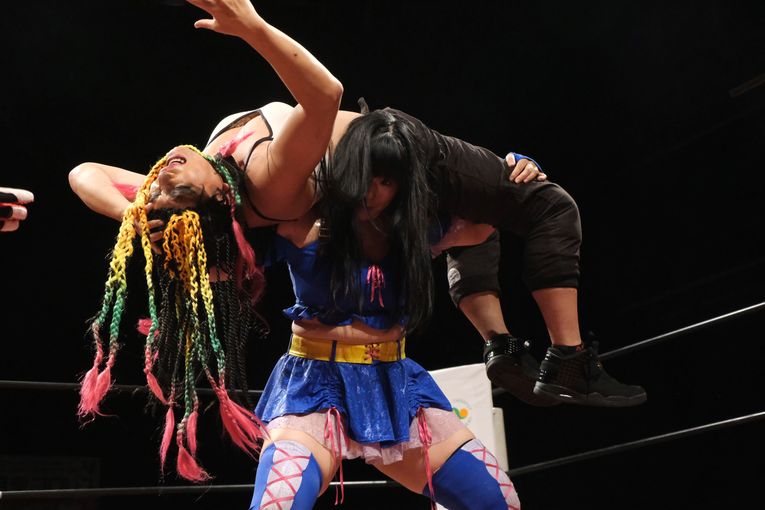 8月1日に開催された666の納涼夏祭り興行