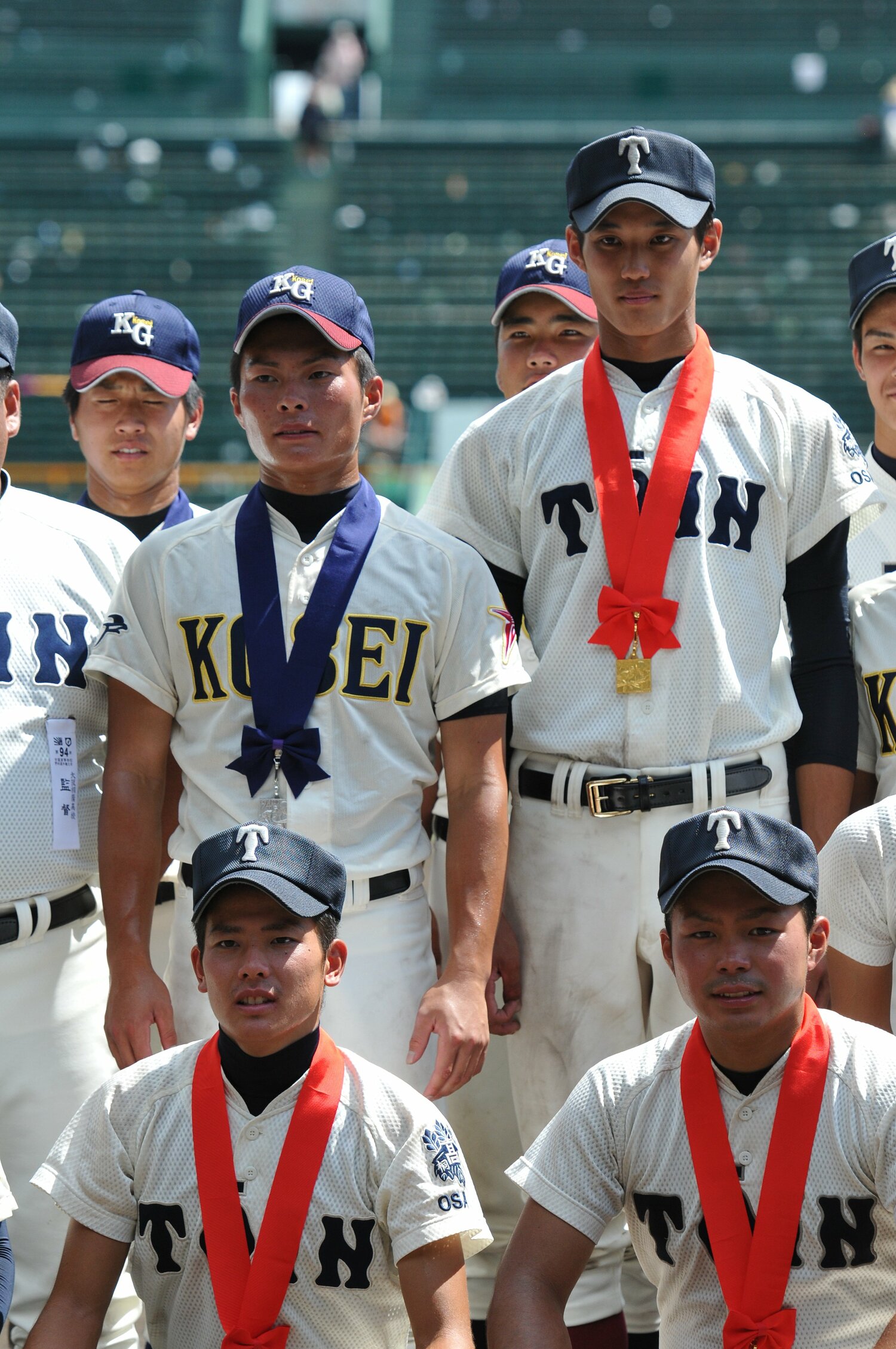 ひときわ目立っていた藤浪、左隣は決勝を戦った北條史也　©Hideki Sugiyama