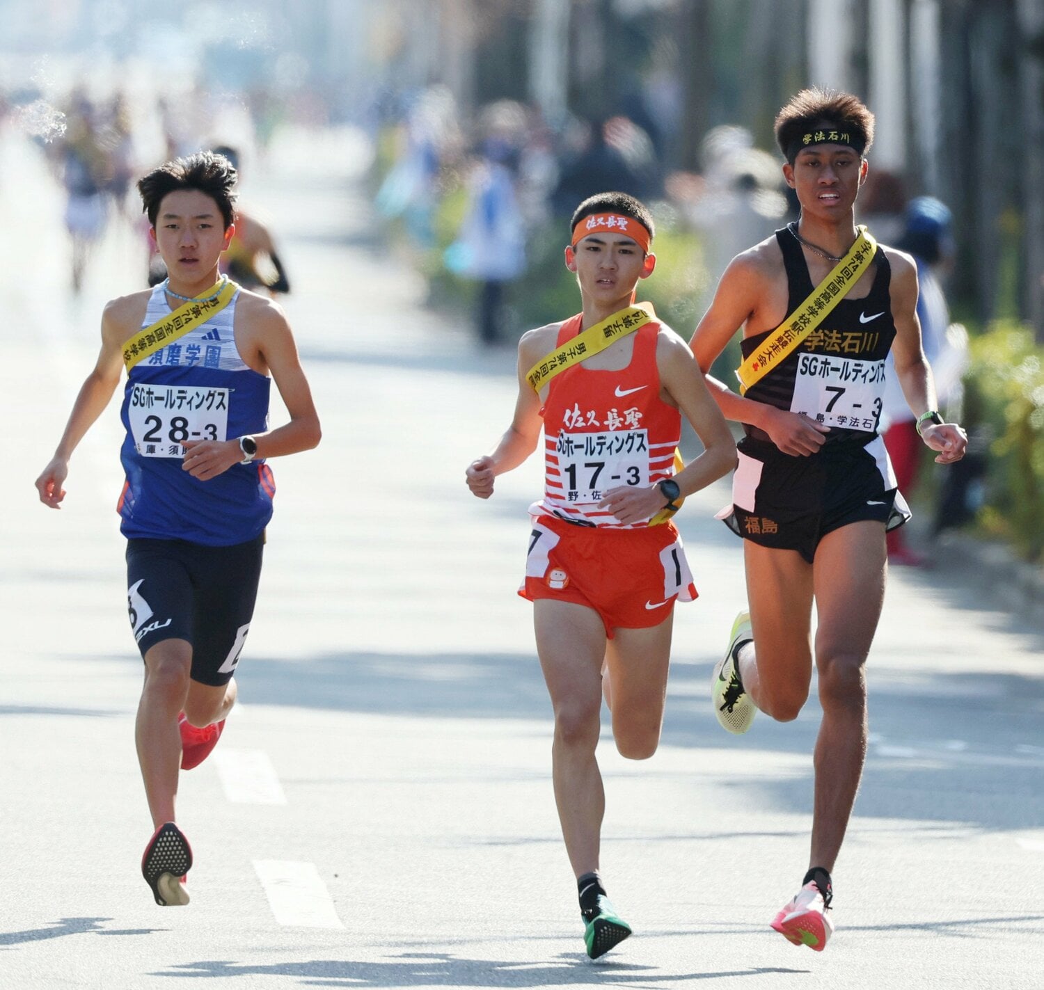 駅伝での強さが際立つ山口（中央）は来季から臙脂のユニフォームへ　©JIJI PRESS