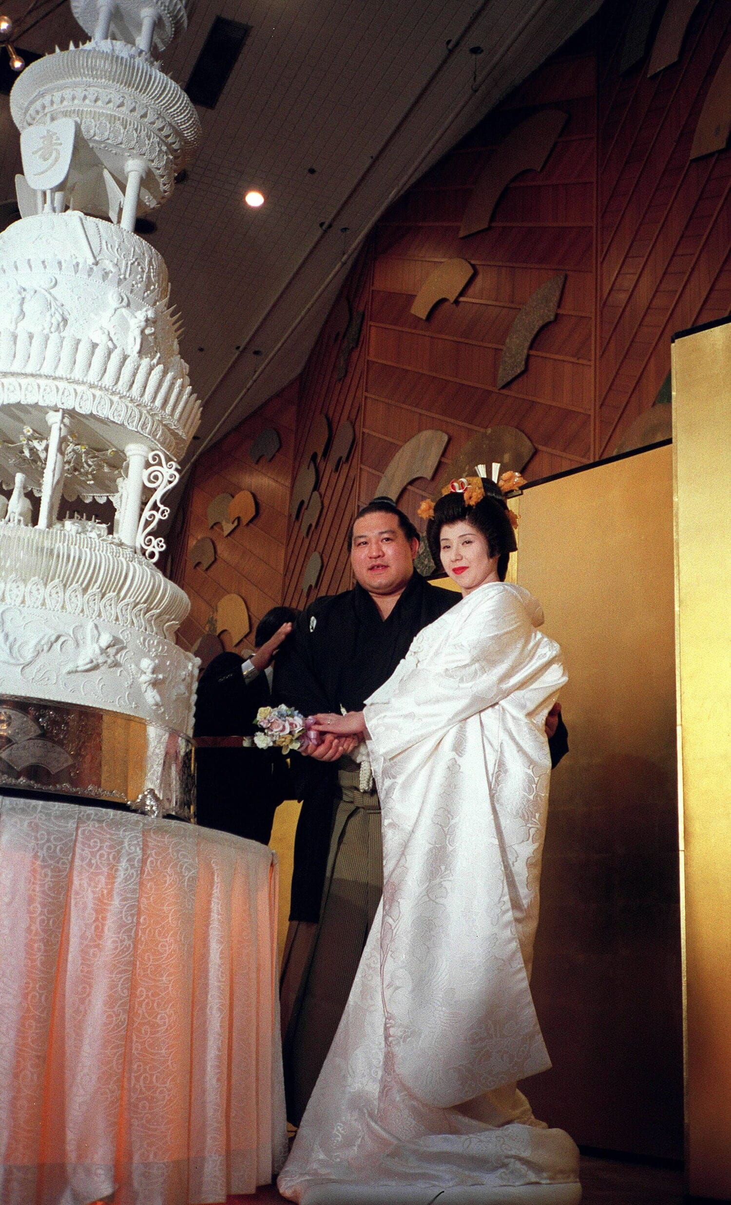 ニューオータニで行われた挙式の様子（1999年）　©JIJI PRESS