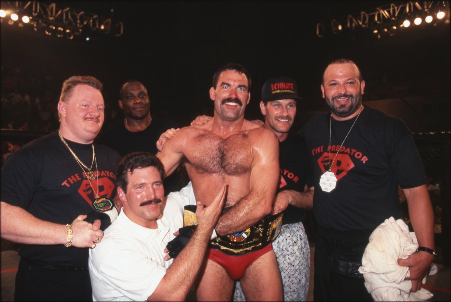 1996年、『UFC.8』のワンデイトーナメントで優勝したドン・フライ（写真をクリックすると、その他の貴重写真もご覧になれます）