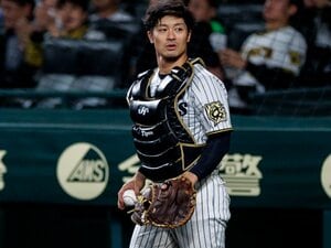 日本シリーズ第5戦で柳田悠岐に被弾…石井大智“あの外角ストレート”は配球ミスだったのか? 阪神・坂本誠志郎の本音「もう1回戻れるとしたら…」