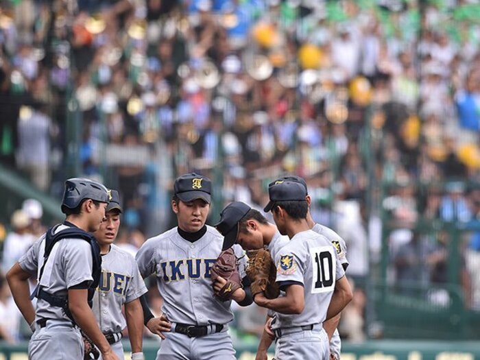 「なぜ東北勢が」問い続けた40年。仙台育英・佐々木監督の模索の日々。＜Number Web＞ photograph by Hideki Sugiyama