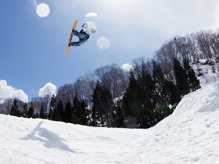 人気作家・東野圭吾が作り出した夢の祭典「スノーボードマスターズ」。＜Number Web＞ photograph by SBM／Shigeki Yamamoto