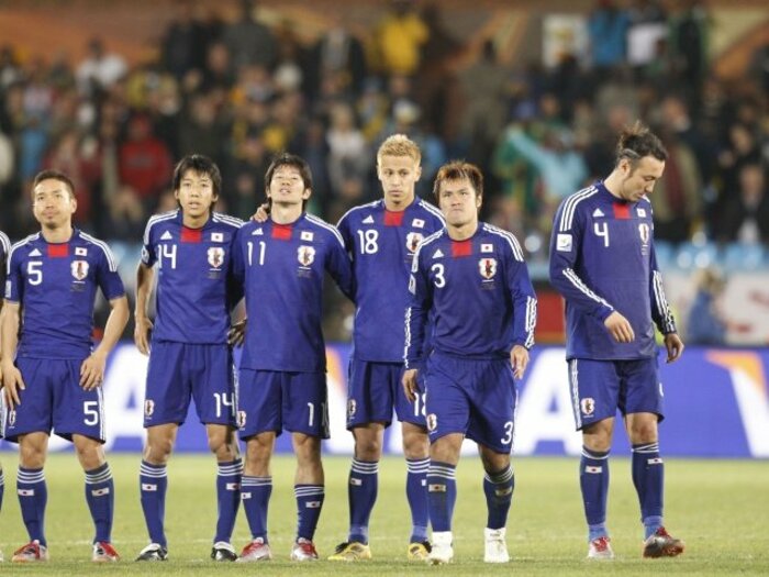 《引退》玉田圭司は“2度泣いた”　南アフリカW杯、PK戦で敗れると「無表情で、一点を見据えて」、2度目はその半年後…＜Number Web＞ photograph by JMPA