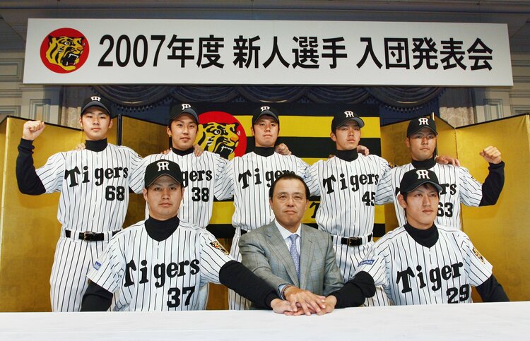 気がついたら勝ち星が…」16年前の新人王右腕がいま明かす阪神・岡田