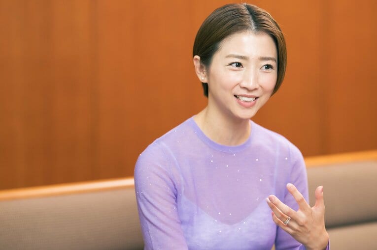 今季からロッテ・美馬学コーチの妻で女優のアンナさん　©Miki Fukano