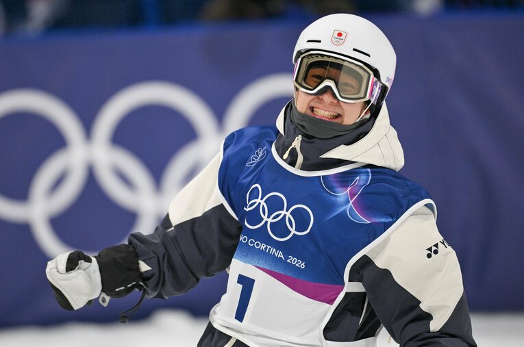 会心のランを見せて金メダルを獲得した戸塚優斗だが、実は「やったこともないルーティーン」を繰り出していた。勝利の裏側を探った ／ photograph by Nanae Suzuki/JMPA