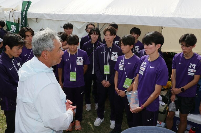 今季から大志田秀次監督が就任した古豪・明治大も予選会12位で通過はならず　©Shigeki Yamamoto