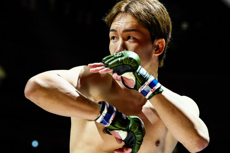 試合開始直前の朝倉未来　©RIZIN FF Susumu Nagao