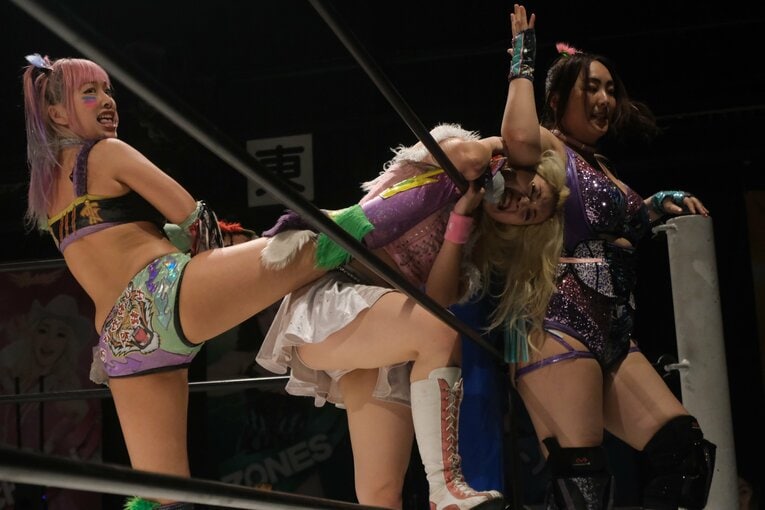 「やせたら可愛いのに」世間の声との闘い…“プラスサイズモデル”も務める女子レスラー・まなせゆうなの思い「ありのままの自分を愛せばいい」(54)