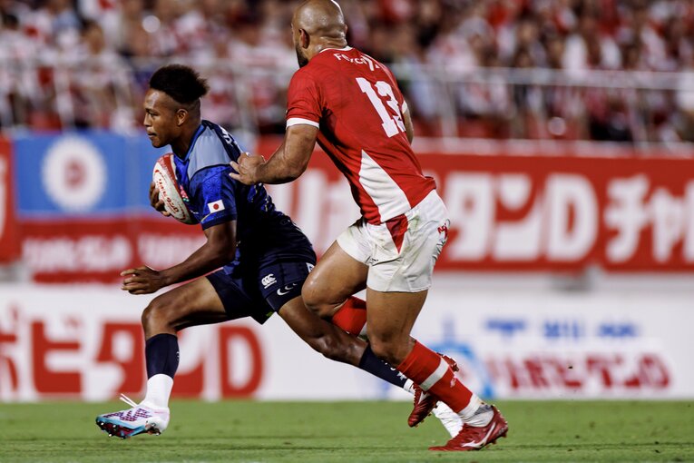 No.8テビタ・タタフ、PR具智元　©︎Kiichi Matsumoto