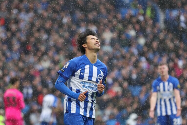 10月29日のフラム戦（1－1の引き分け）。雨が強く降るなかでの一戦となった　©Getty Images