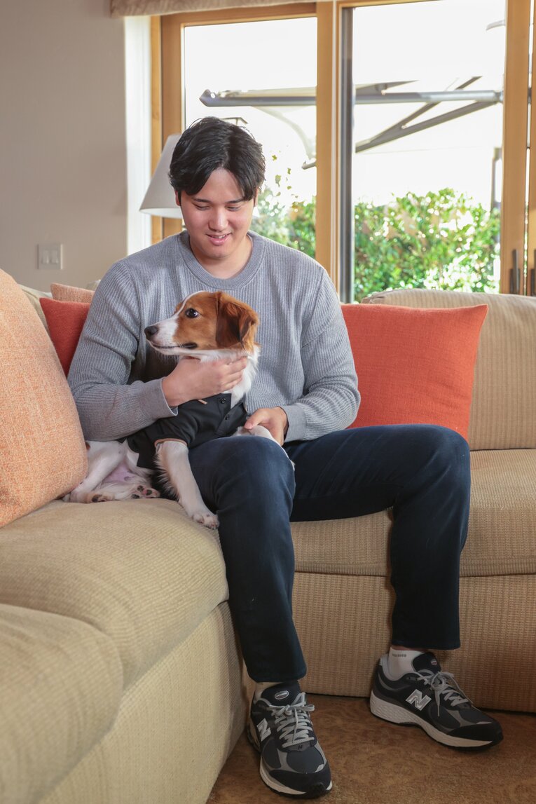 愛犬のデコピンが“初お目見え”した瞬間【スワイプするとその他の写真もご覧になれます】　©︎Getty Images