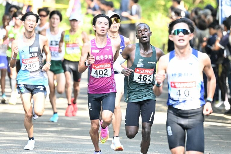 年始の箱根駅伝、学生連合チームの10区で好走した日本人エースの佐野は全体16位　©Yuki Suenaga